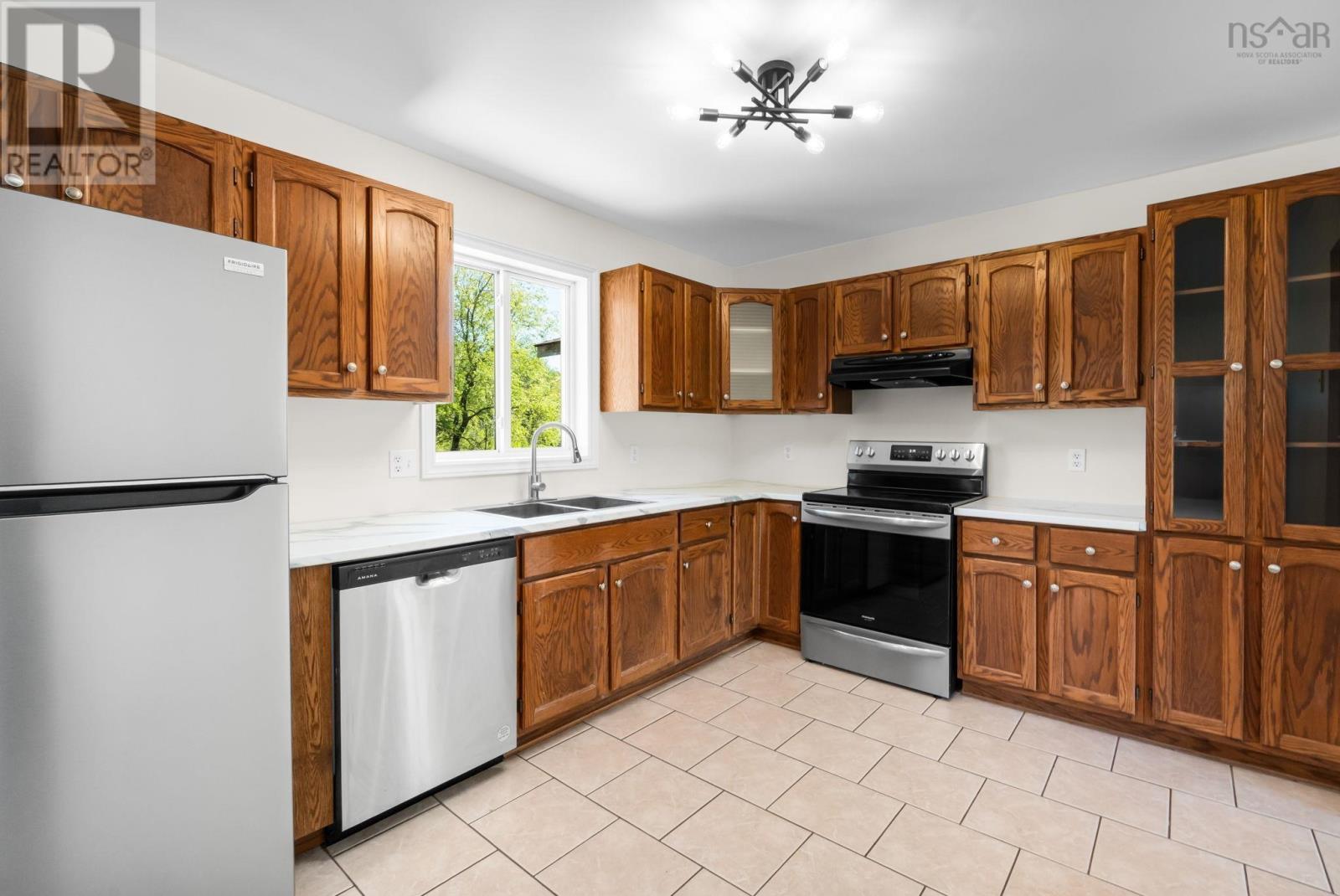 Property 22 of 43 of 112 Dutch Settlement Road