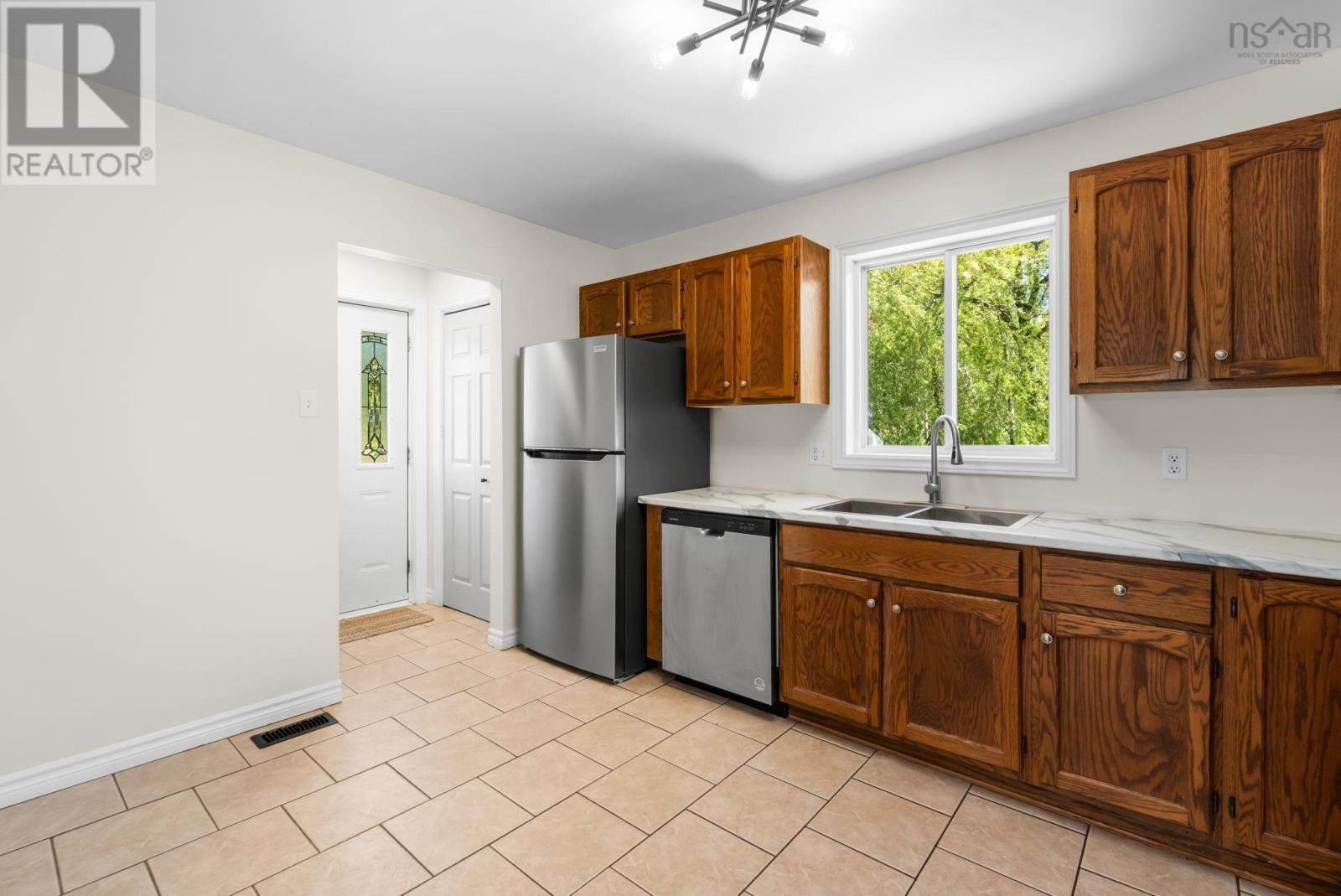 Property 20 of 43 of 112 Dutch Settlement Road