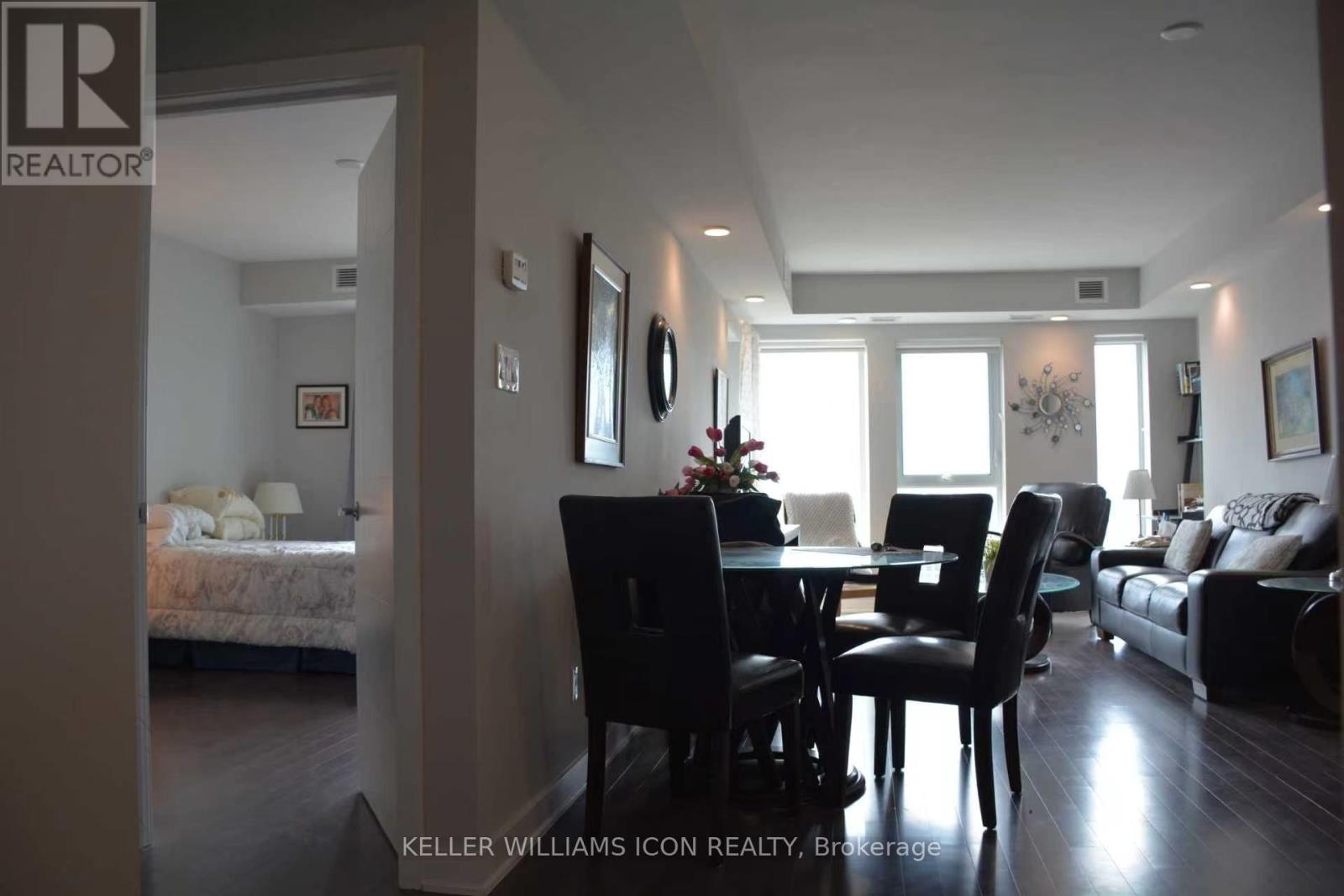 2 Bed, 2 Bath House for Sale in Ottawa – 1907 – 40 NEPEAN STREET, Ottawa – MLS# X13433014 - Image 3