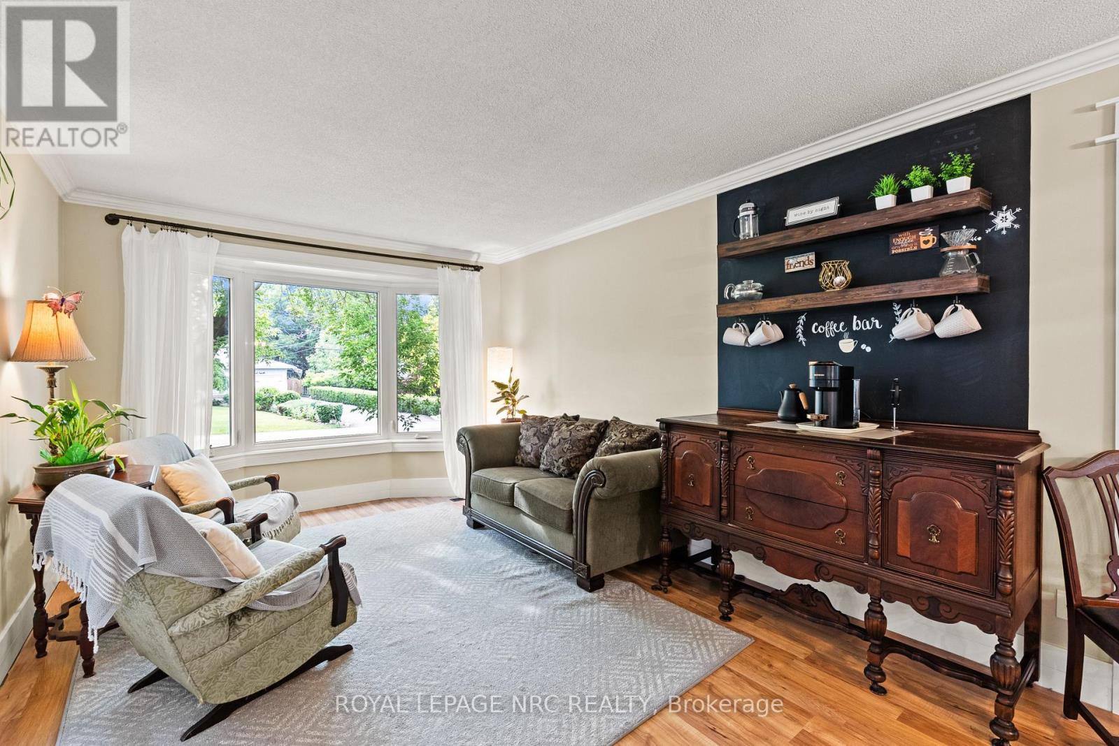 15 PARK ROAD S - 11