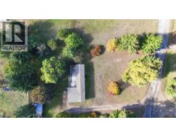 3560 Upper Levels Road, Robson, BC V0G1X0 Photo 12