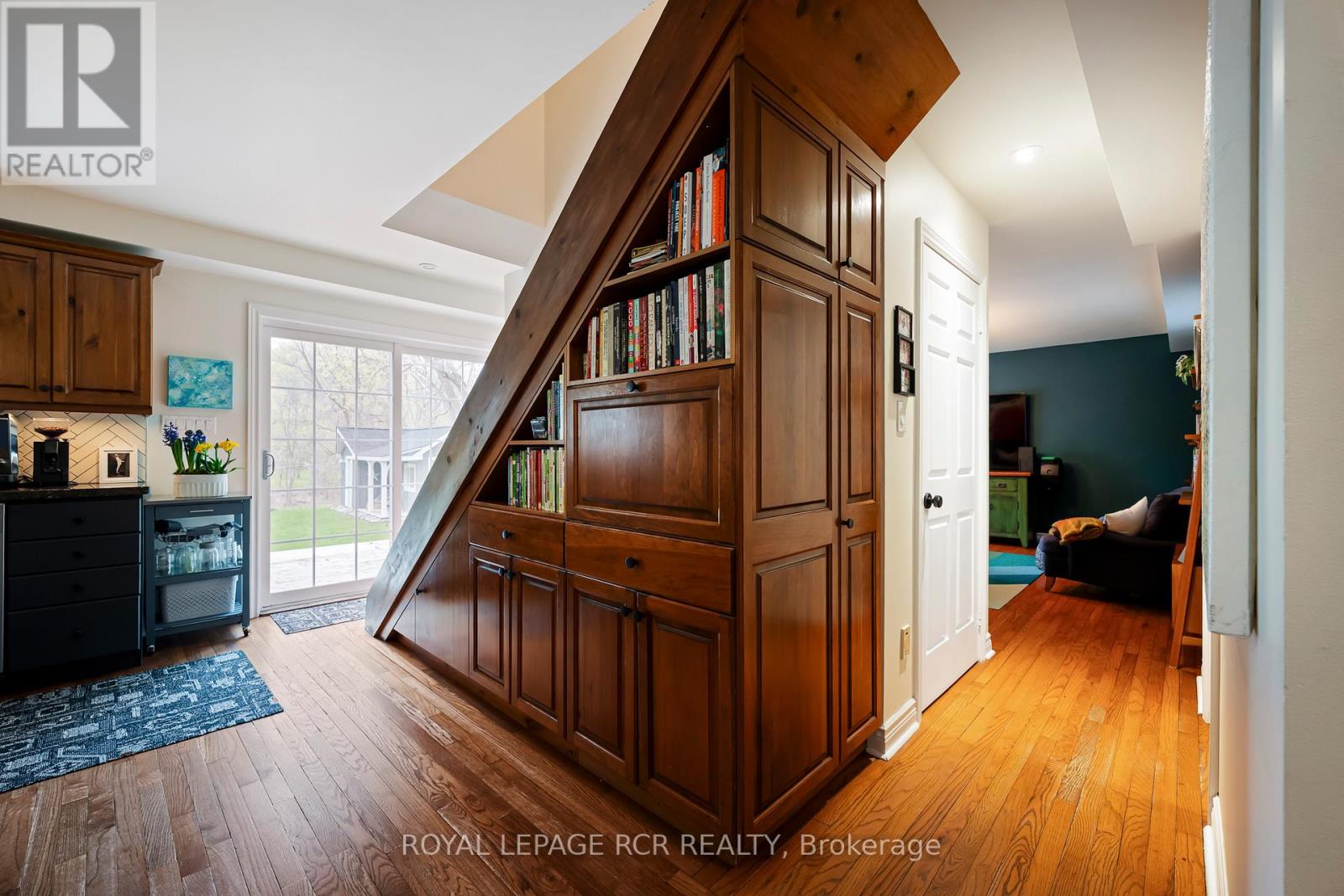 145 ALBERT STREET - 22