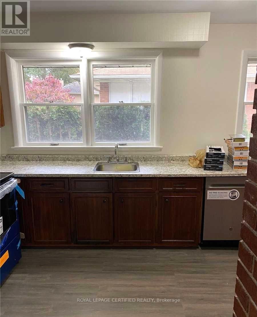 1373 HIXON STREET - 15