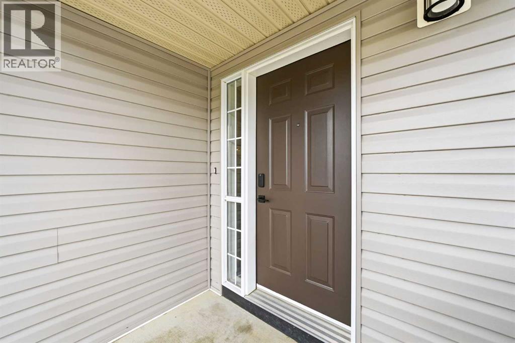 82 Springborough Point SW - photo 3