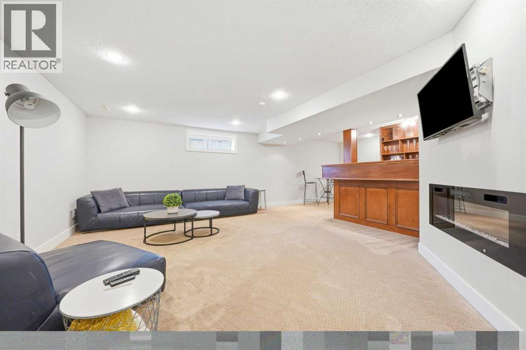82 Springborough Point SW — photo 30