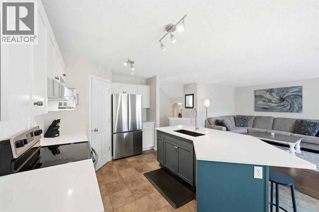 82 Springborough Point SW — photo 9