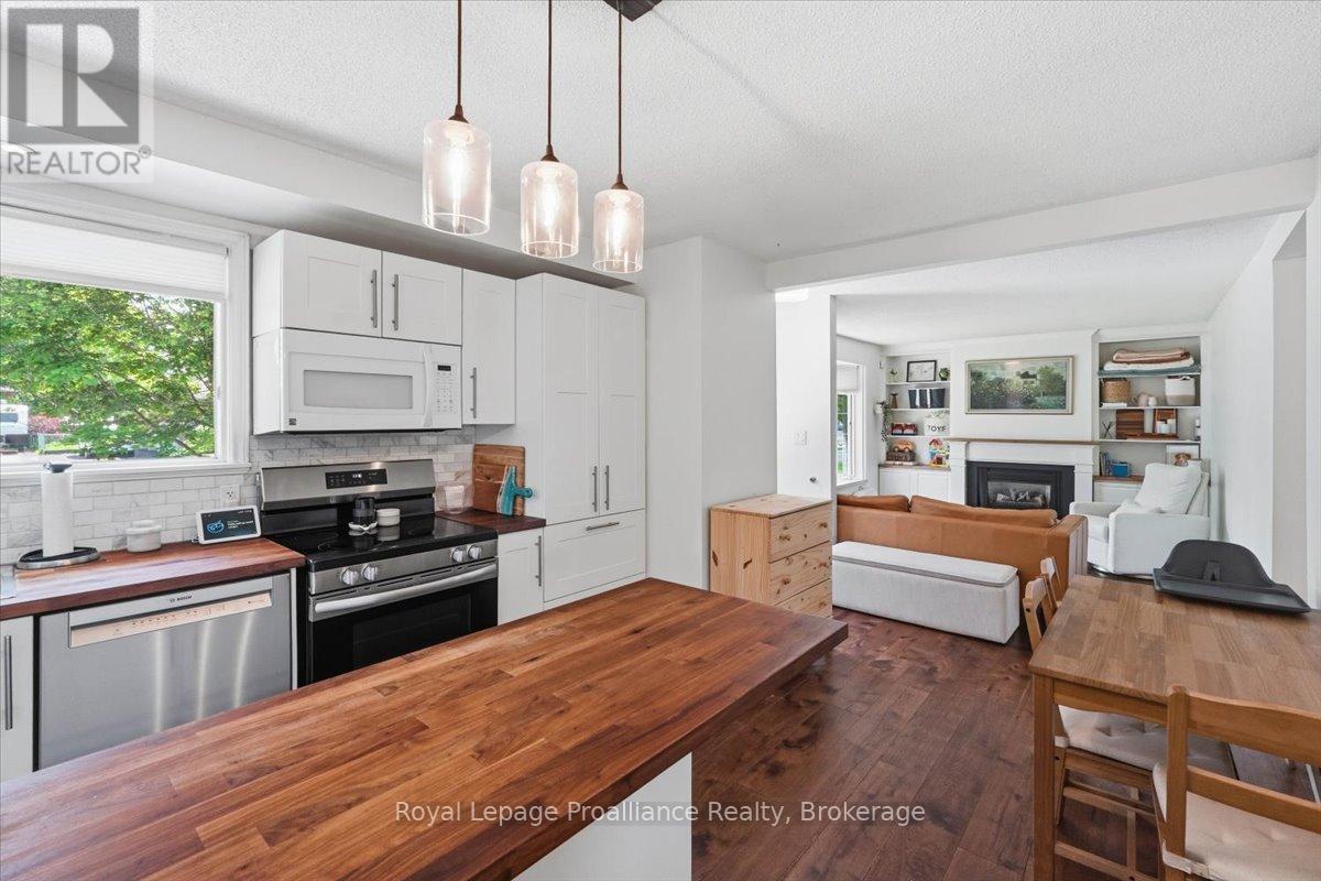 24 HARVEST CRESCENT - 11