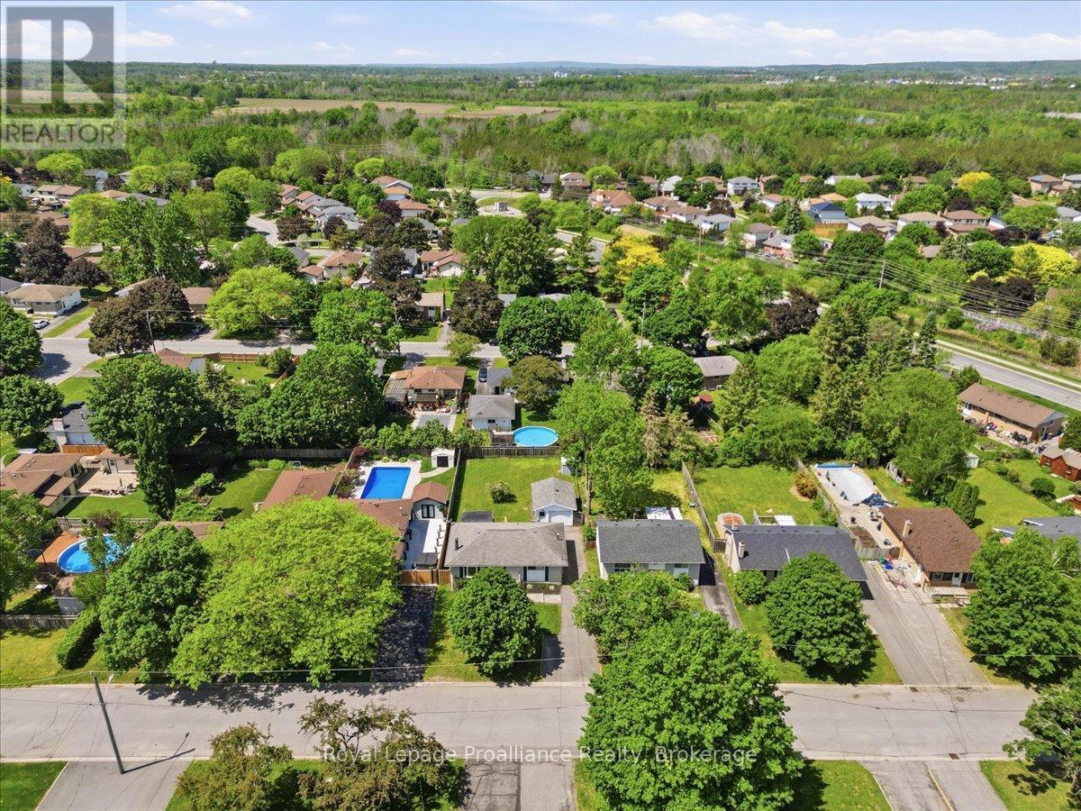 24 HARVEST CRESCENT - 34