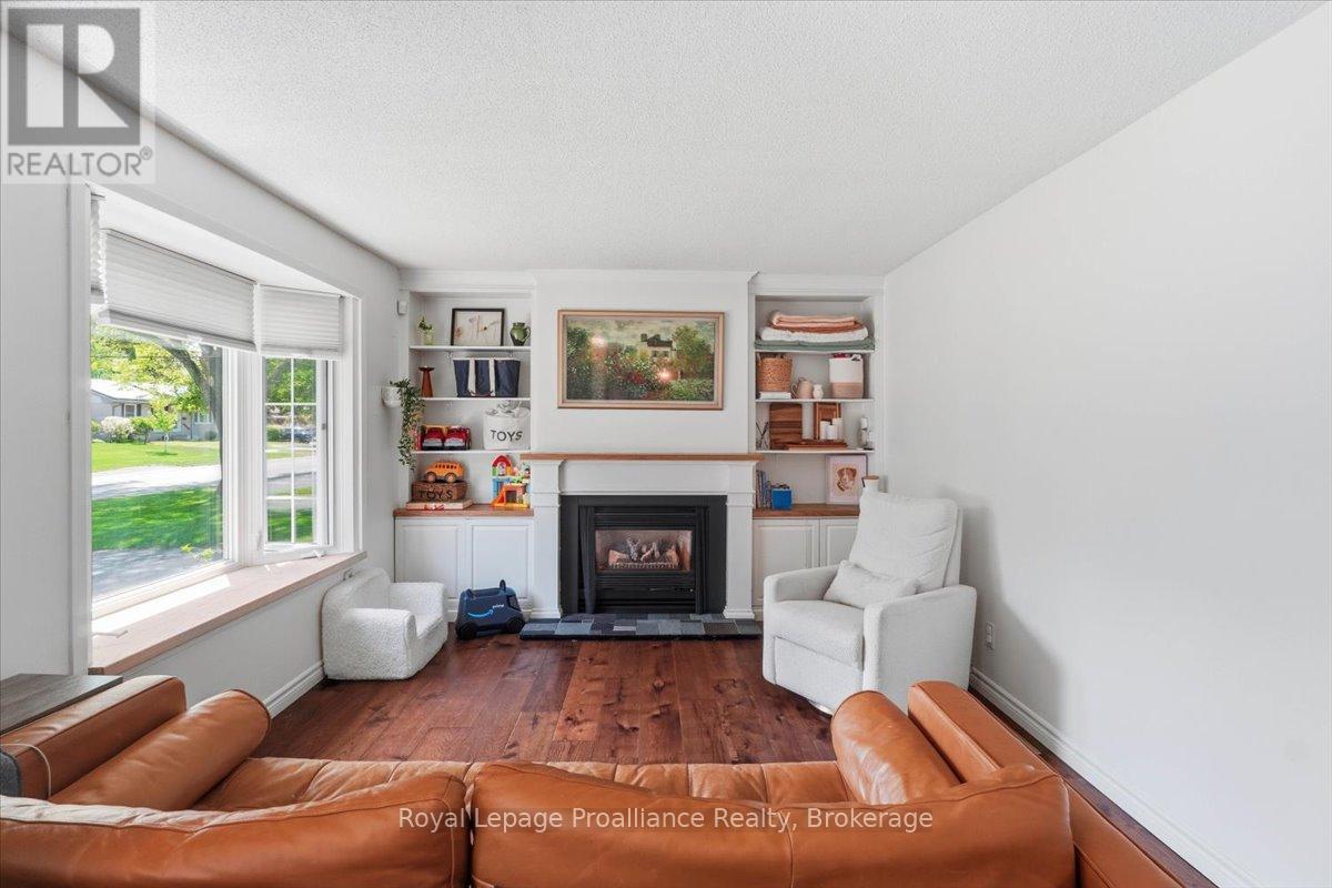 24 HARVEST CRESCENT - 7