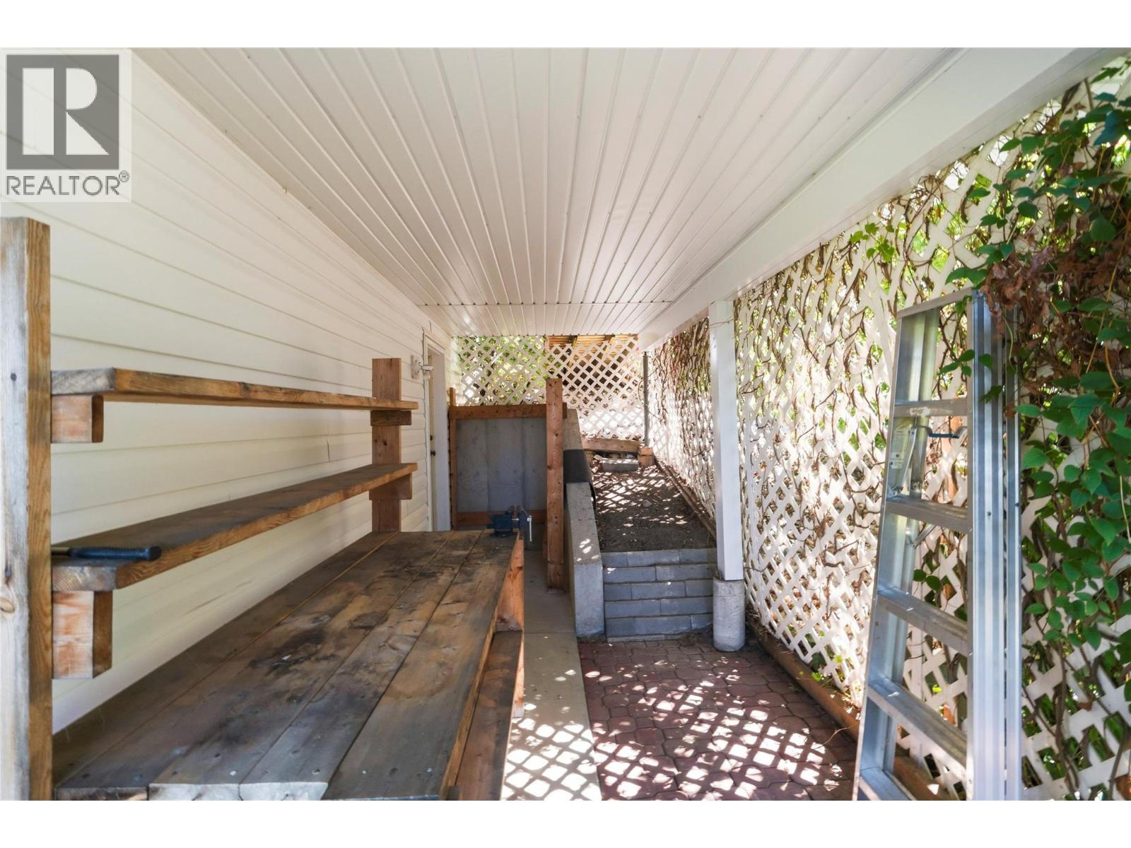 4551 13 Street NE - 63