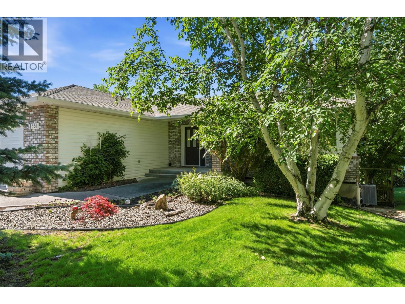 4551 13 Street NE - 73