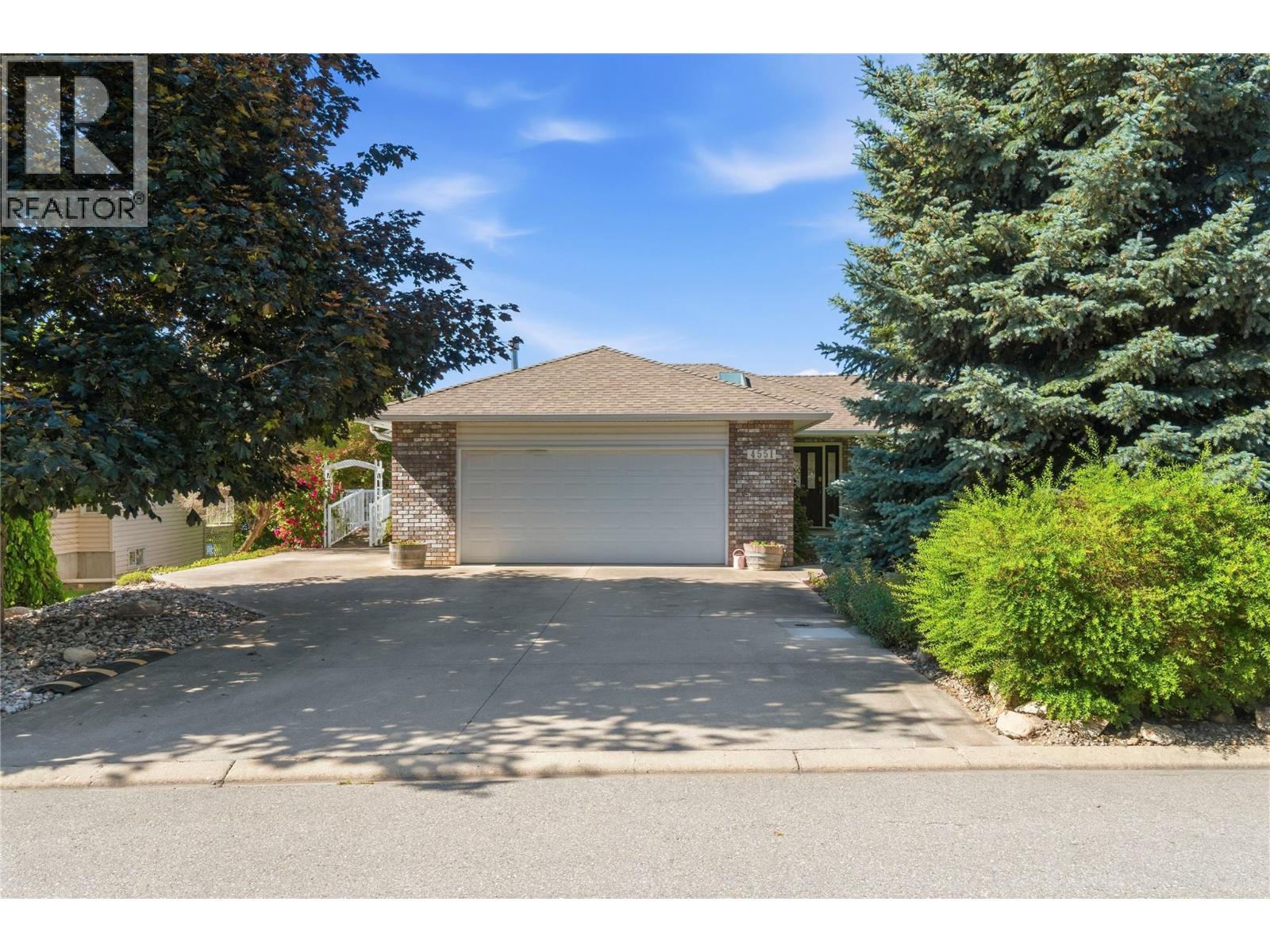 4551 13 Street NE - 75