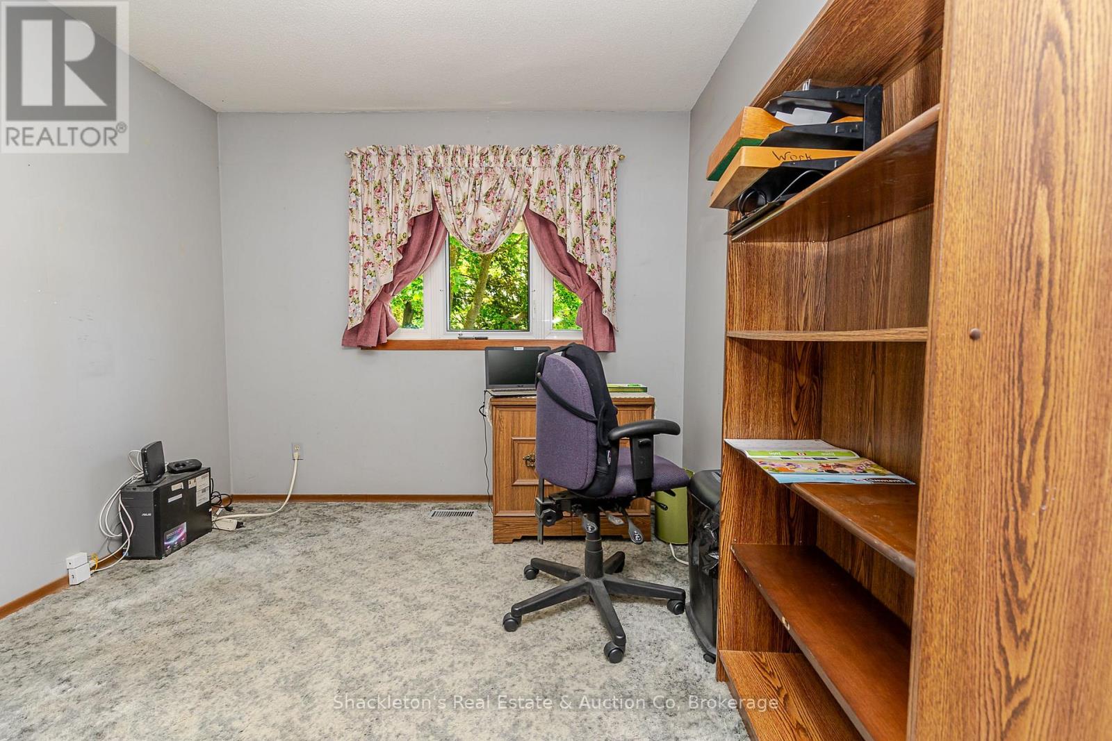 69 NETHERCOTT DRIVE - 23
