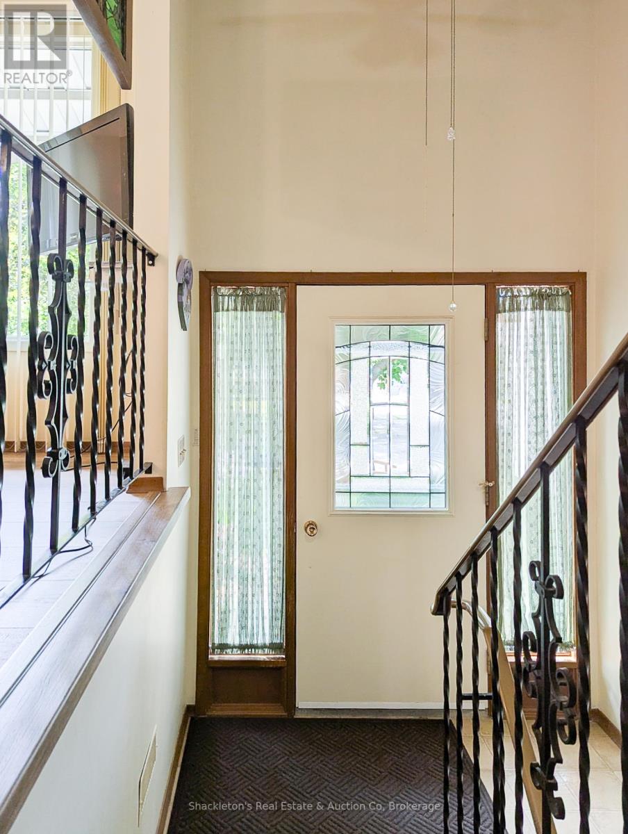 69 NETHERCOTT DRIVE - 5