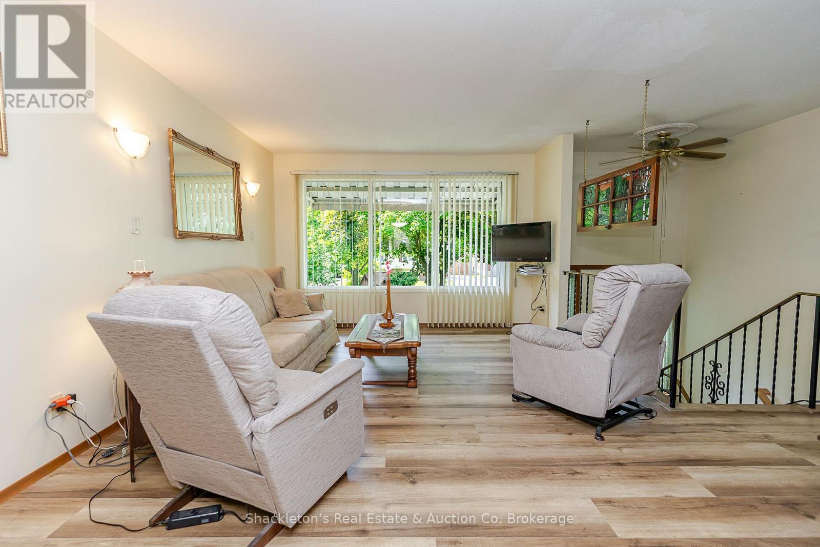 69 NETHERCOTT DRIVE - 9