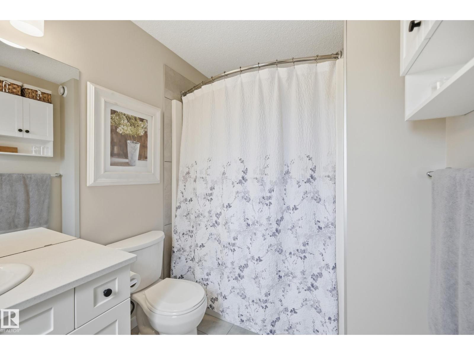 105 JAMES CR — photo 22