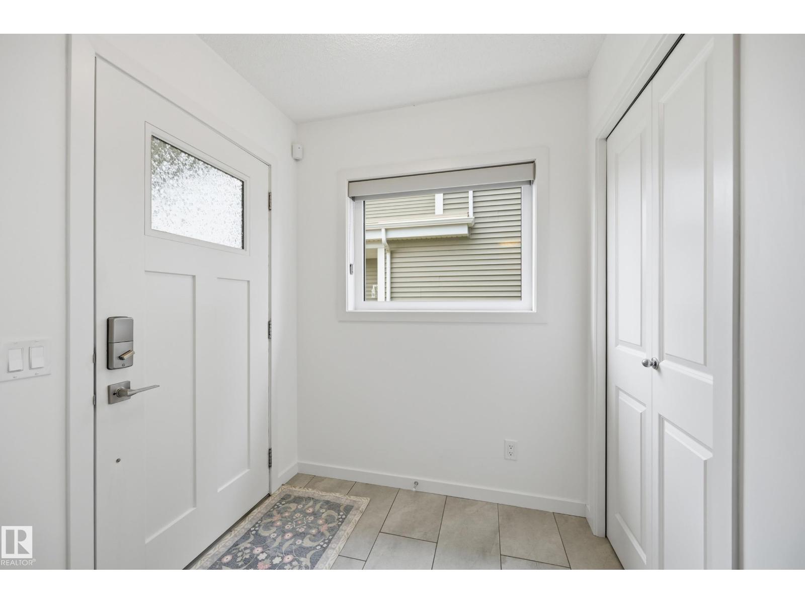105 JAMES CR - photo 4