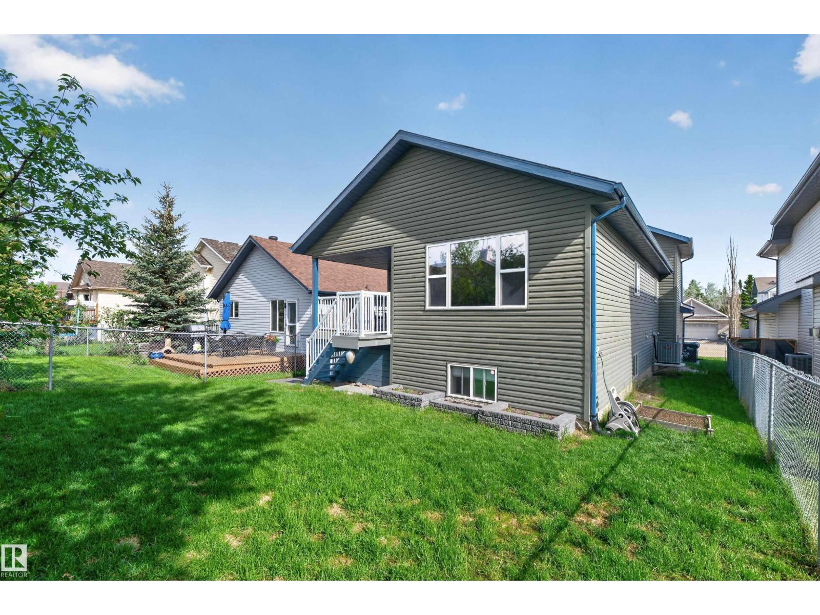 73 CAVAN CR — photo 40
