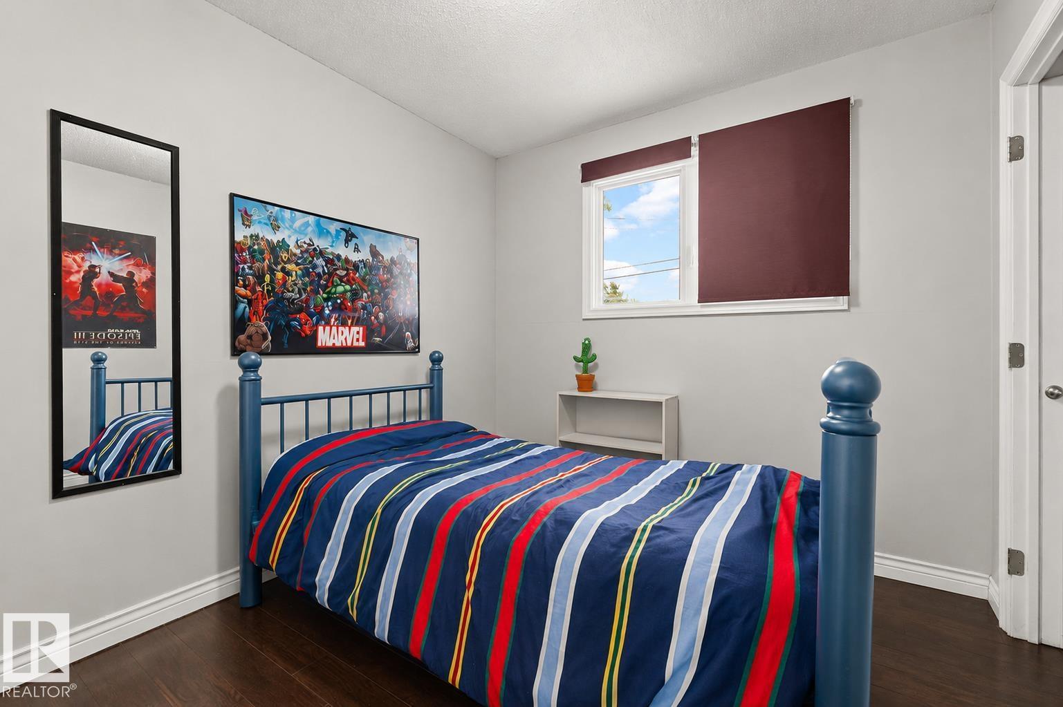 11234 40 AV NW - 10
