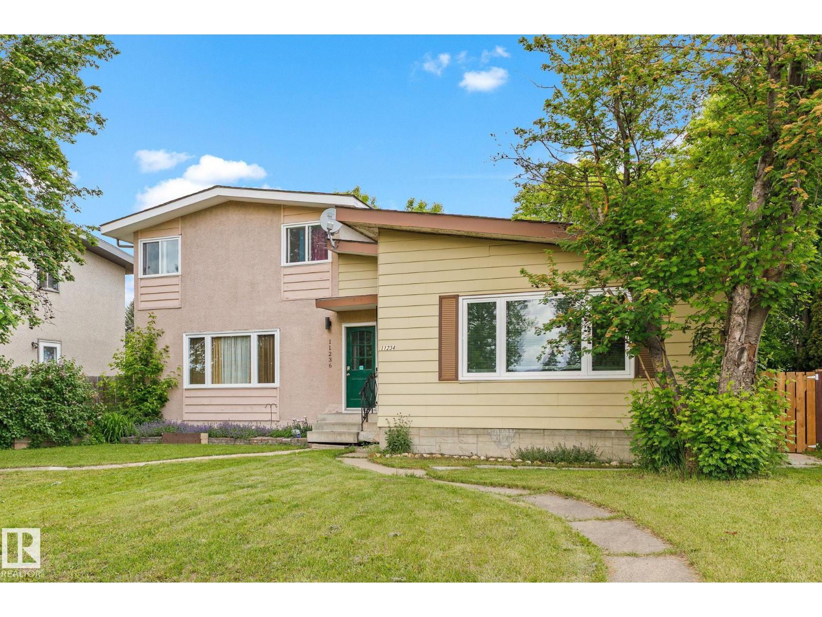 11234 40 AV NW - 2