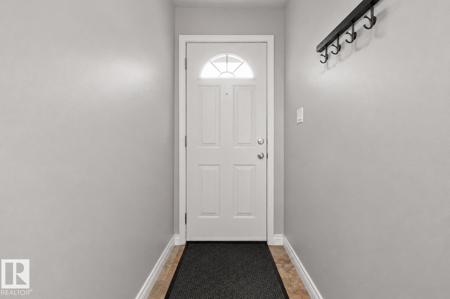 11234 40 AV NW - 21