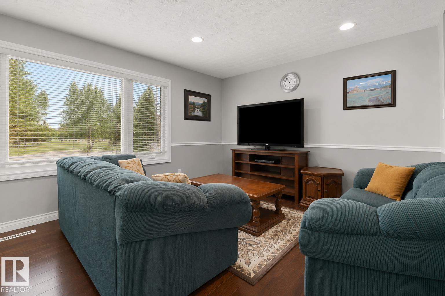 11234 40 AV NW - 4