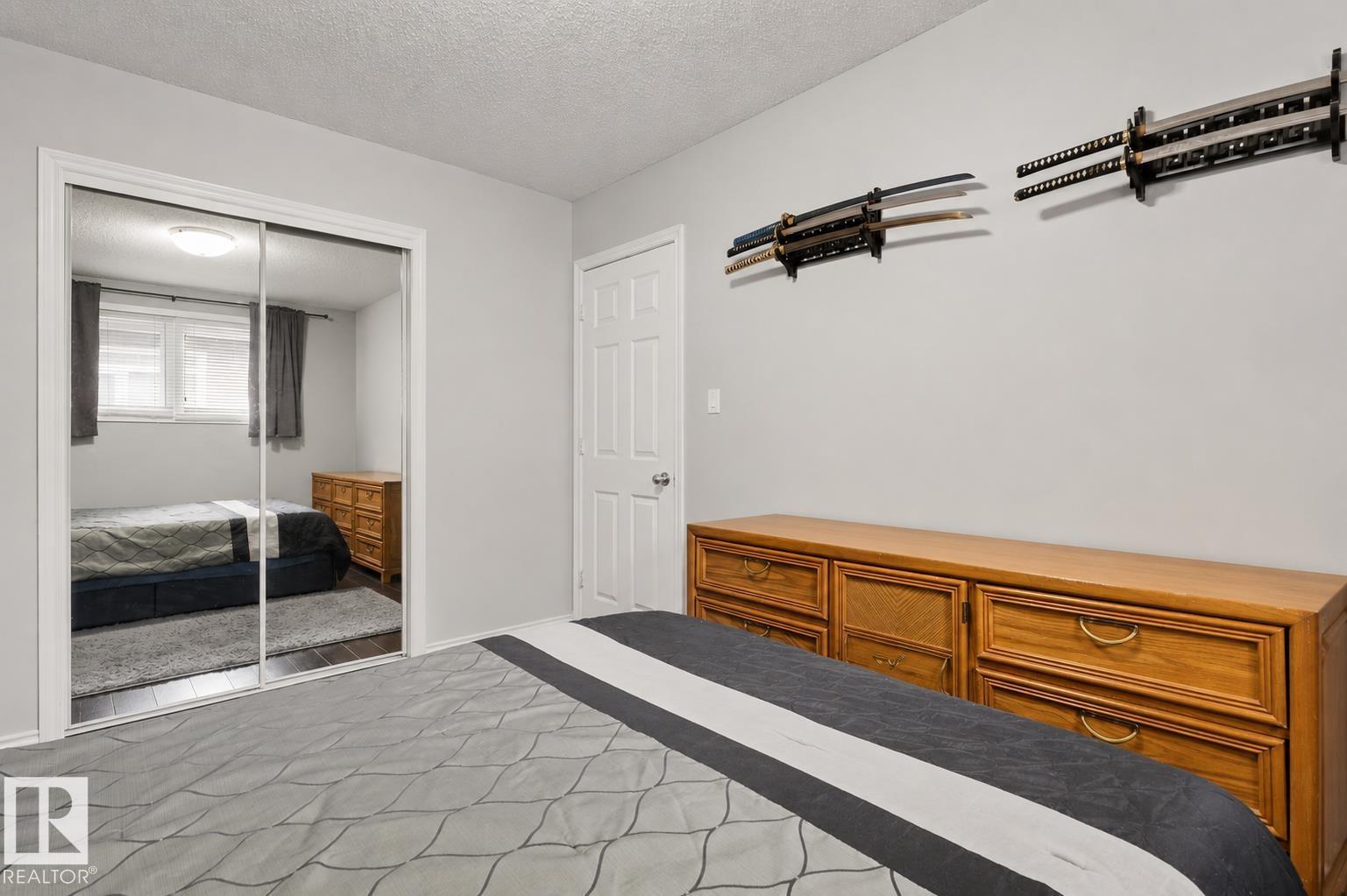 11234 40 AV NW - 9