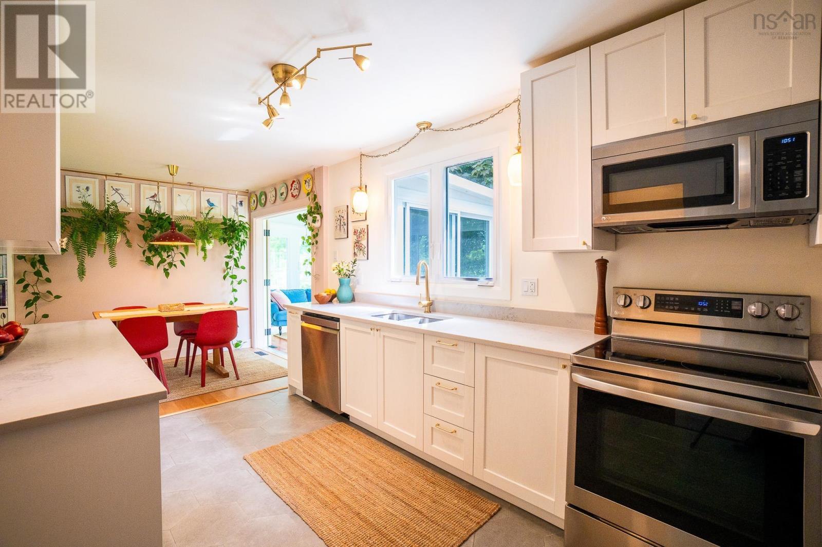 Property 15 of 38 of 5 Grandview Drive