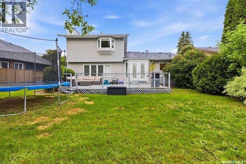142 Neusch CRESCENT — photo 30