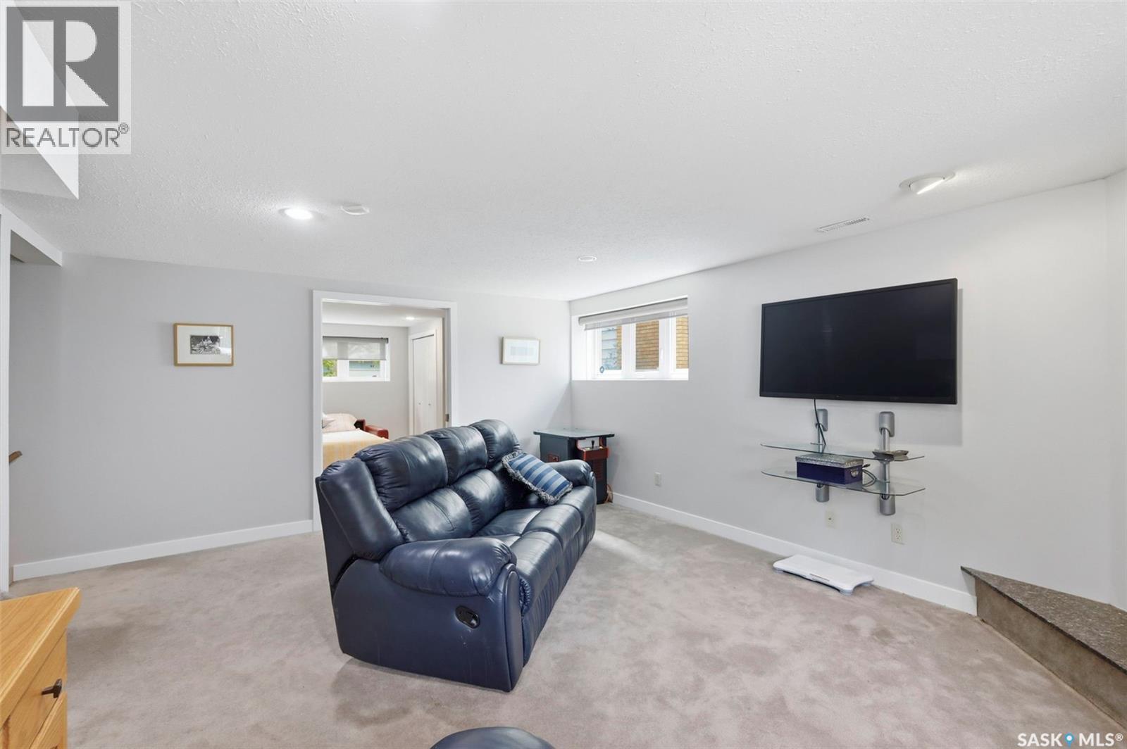 516 Lake CRESCENT — photo 17