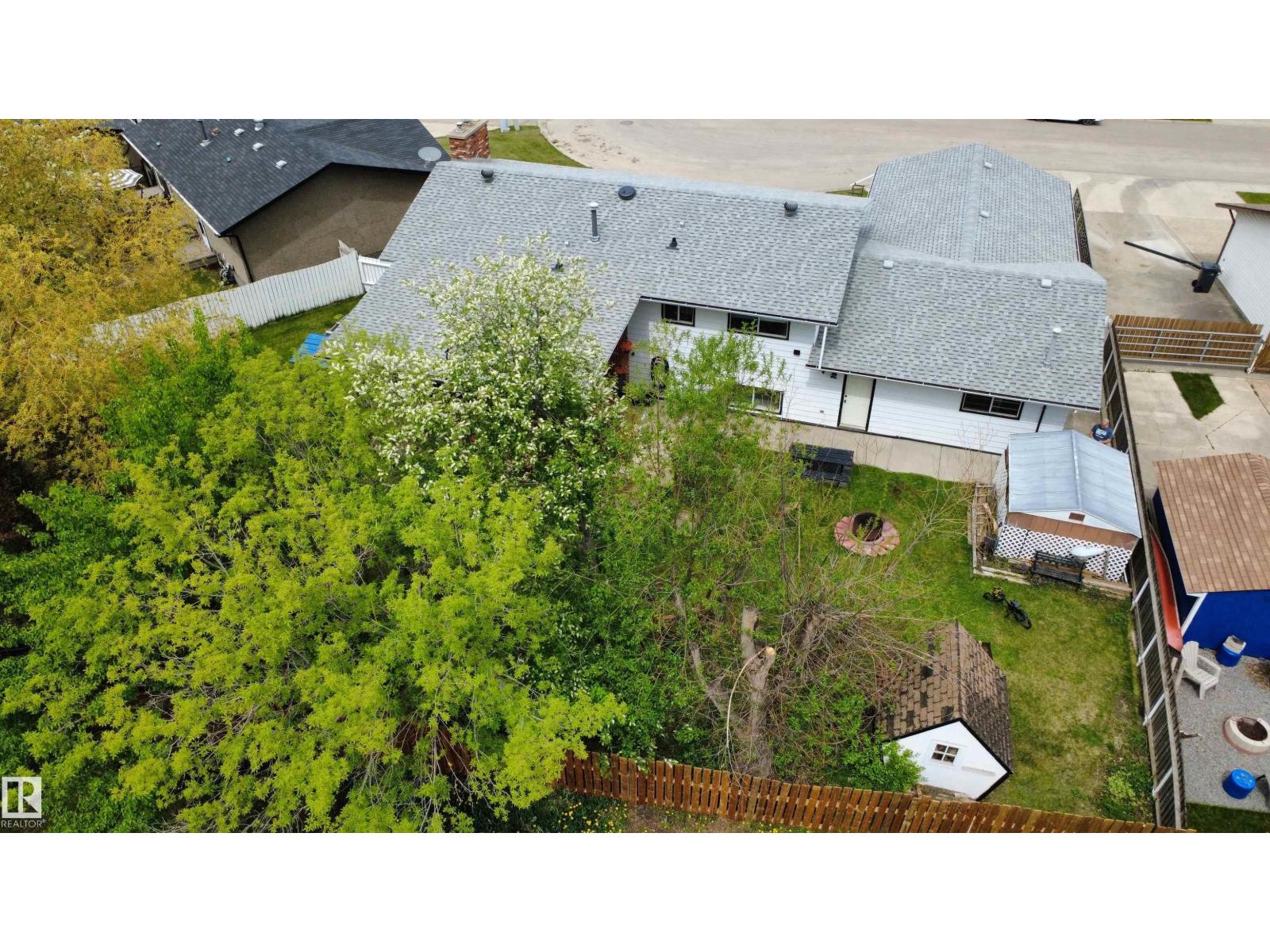 4809 MacKenzie Ave - 6
