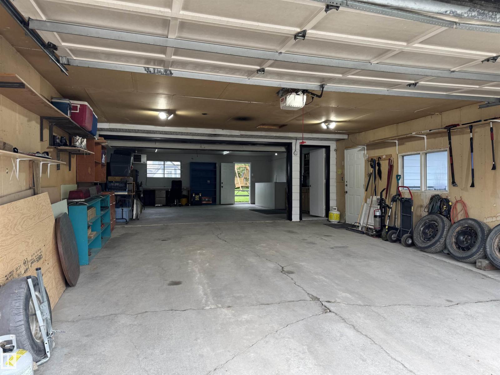 4809 MacKenzie Ave - 3