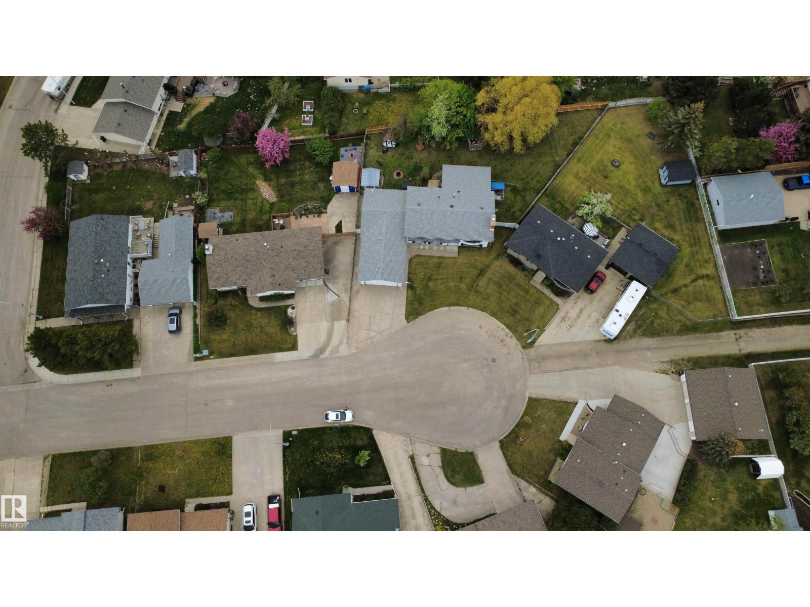 4809 MacKenzie Ave - 56