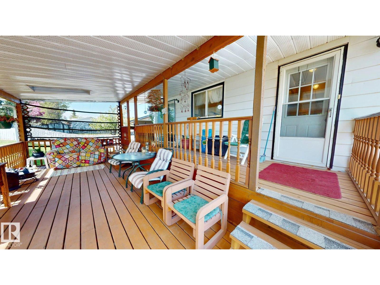 4809 MacKenzie Ave - 39