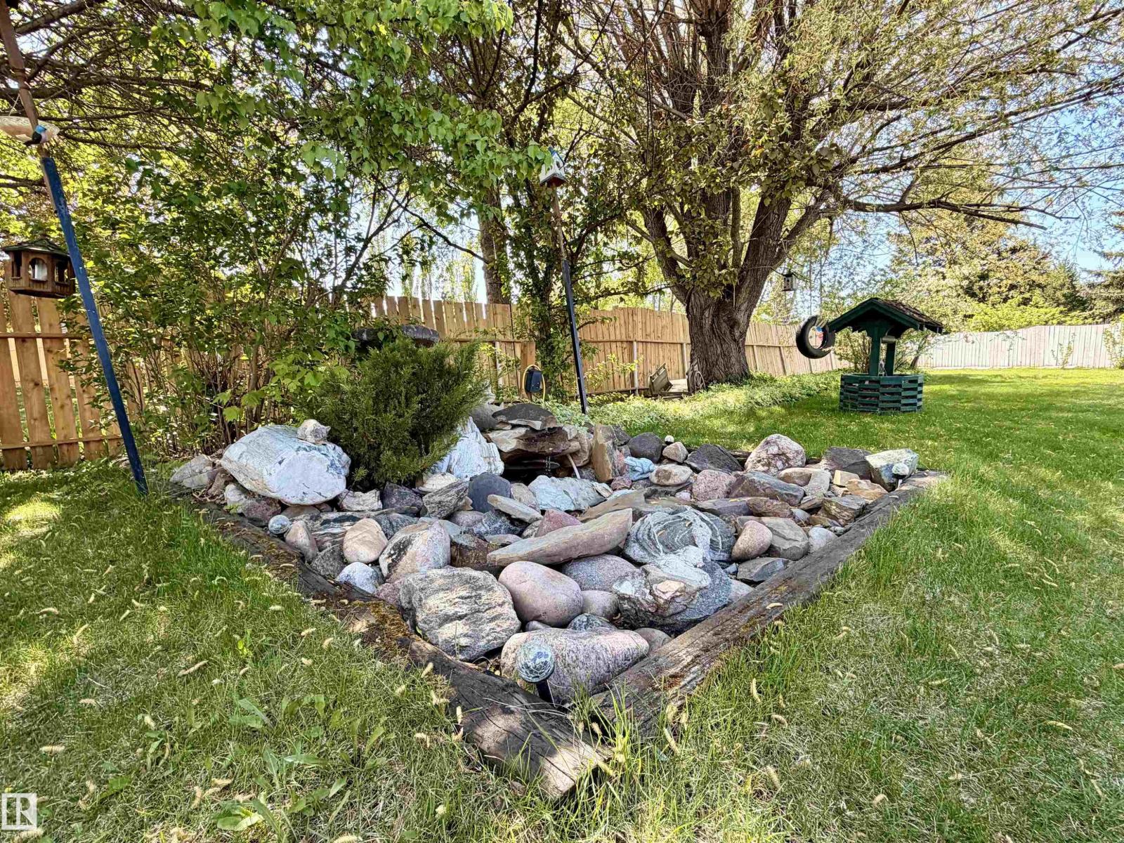 4809 MacKenzie Ave - 50