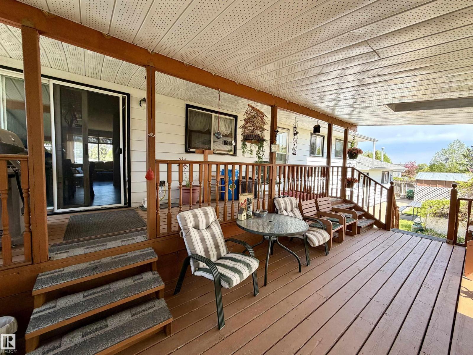4809 MacKenzie Ave - 40