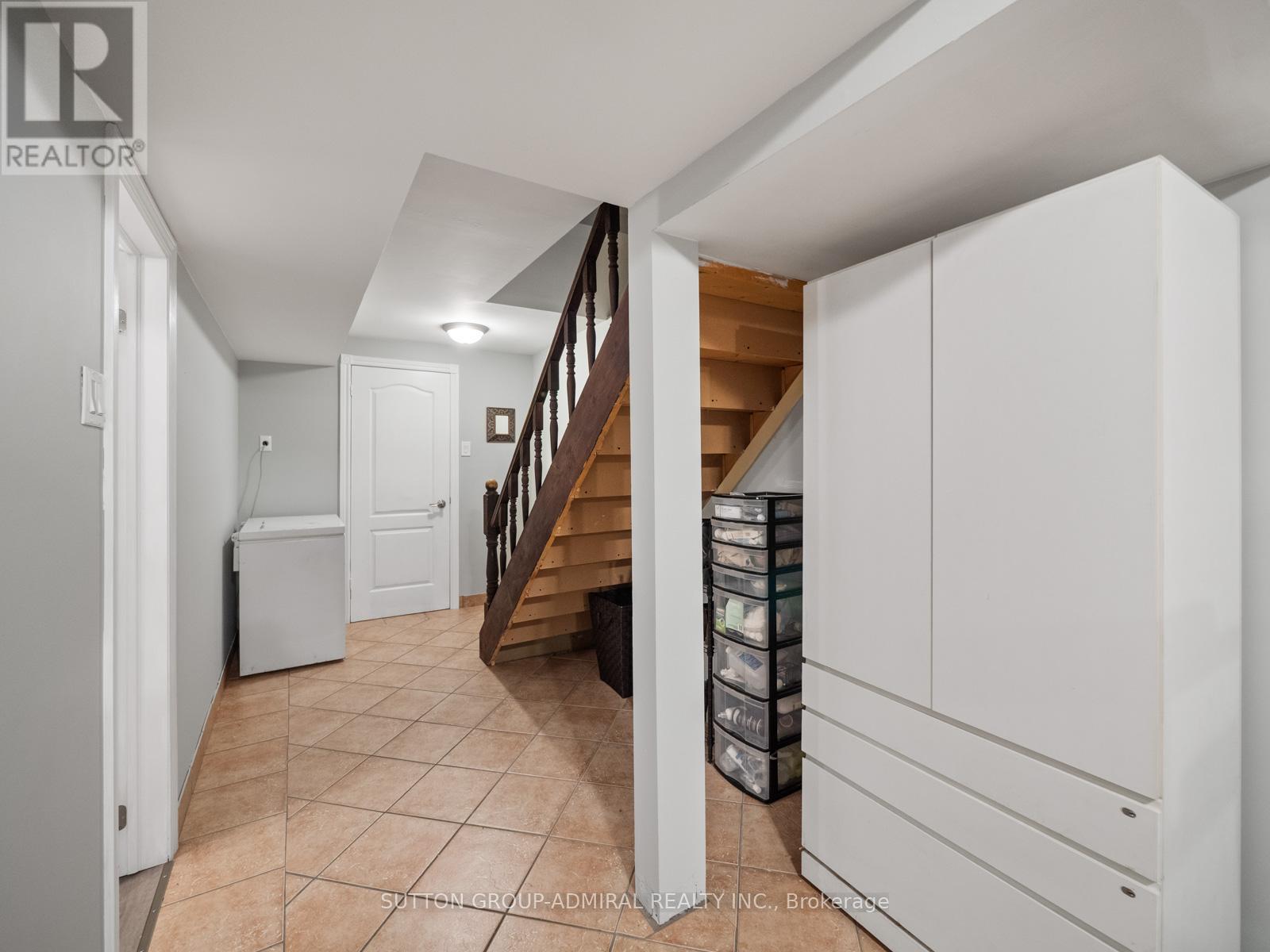 11 JACQUES LANE - 29