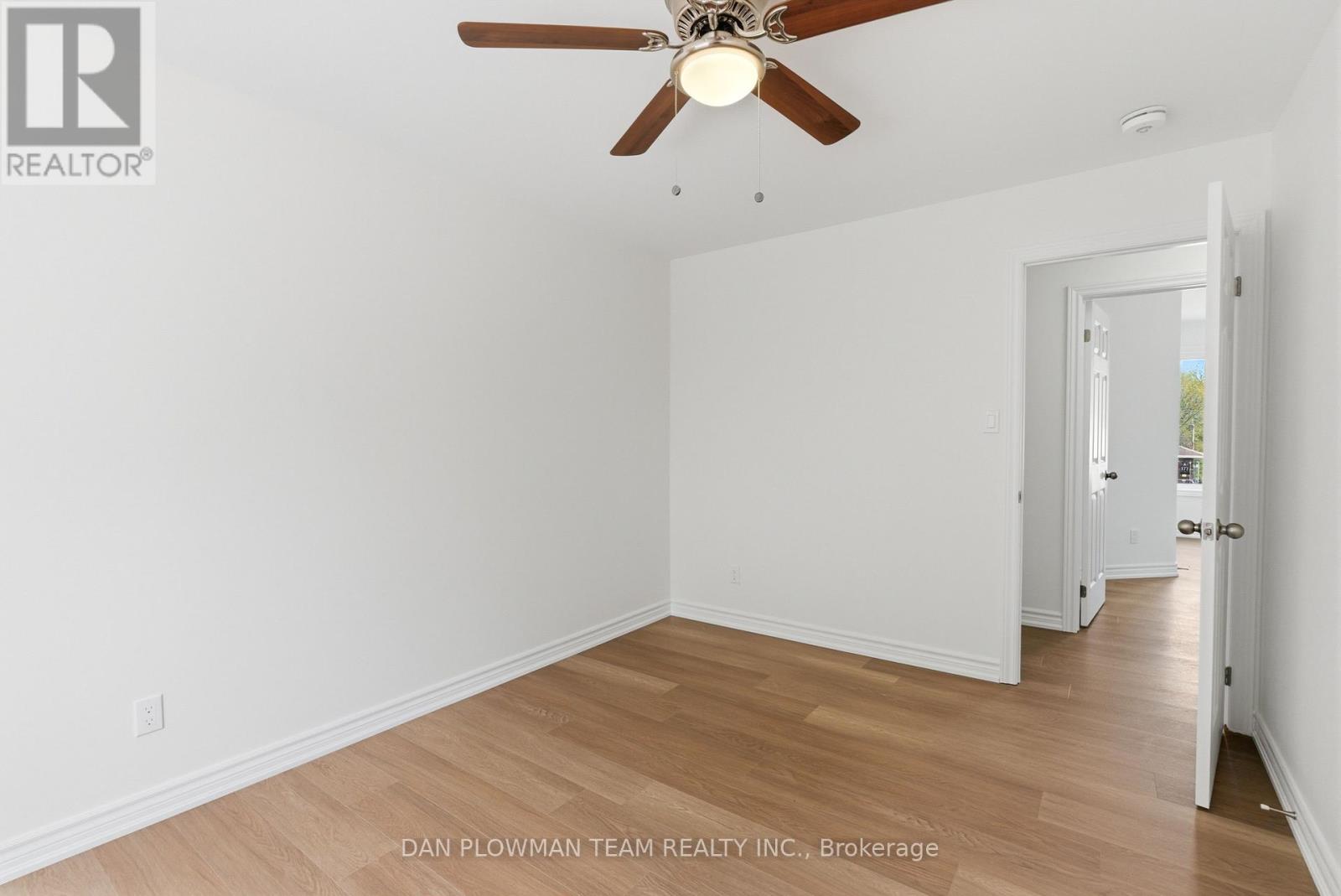 176 NASSAU STREET - 33
