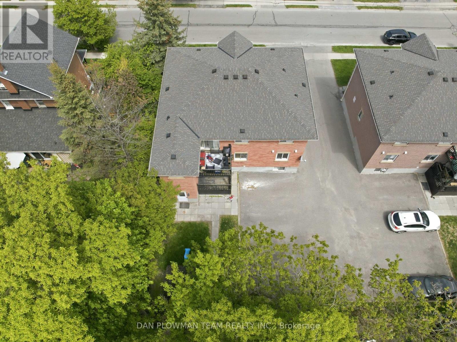 176 NASSAU STREET - 9
