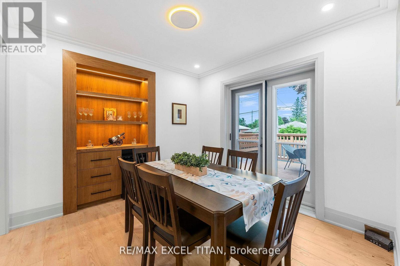 66 MARION CRESCENT - 11