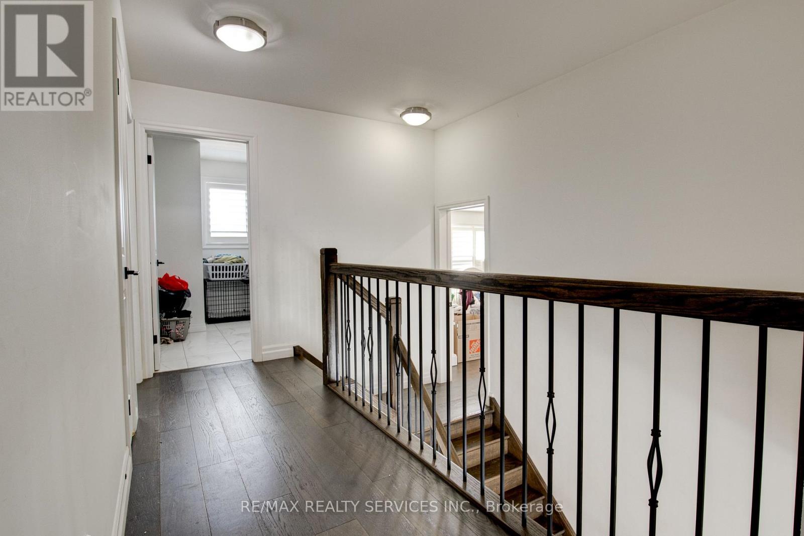 240 TAMARACK BLVD BOULEVARD - 17