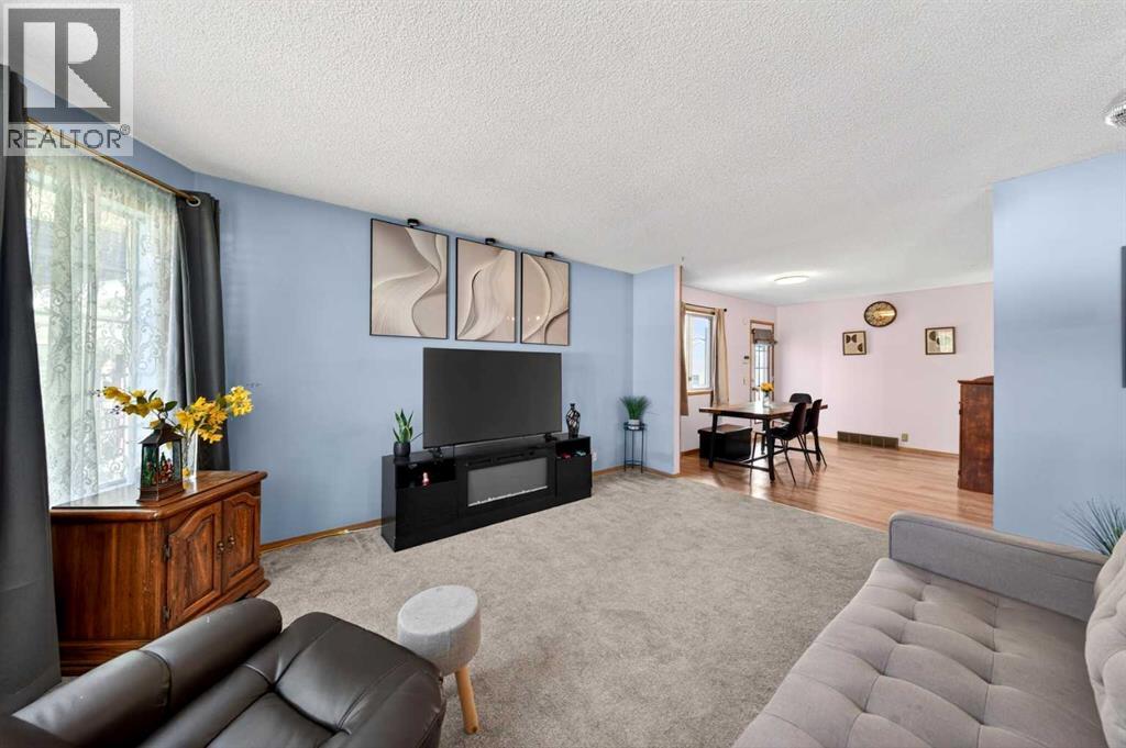 31 Martinridge Grove NE — photo 12