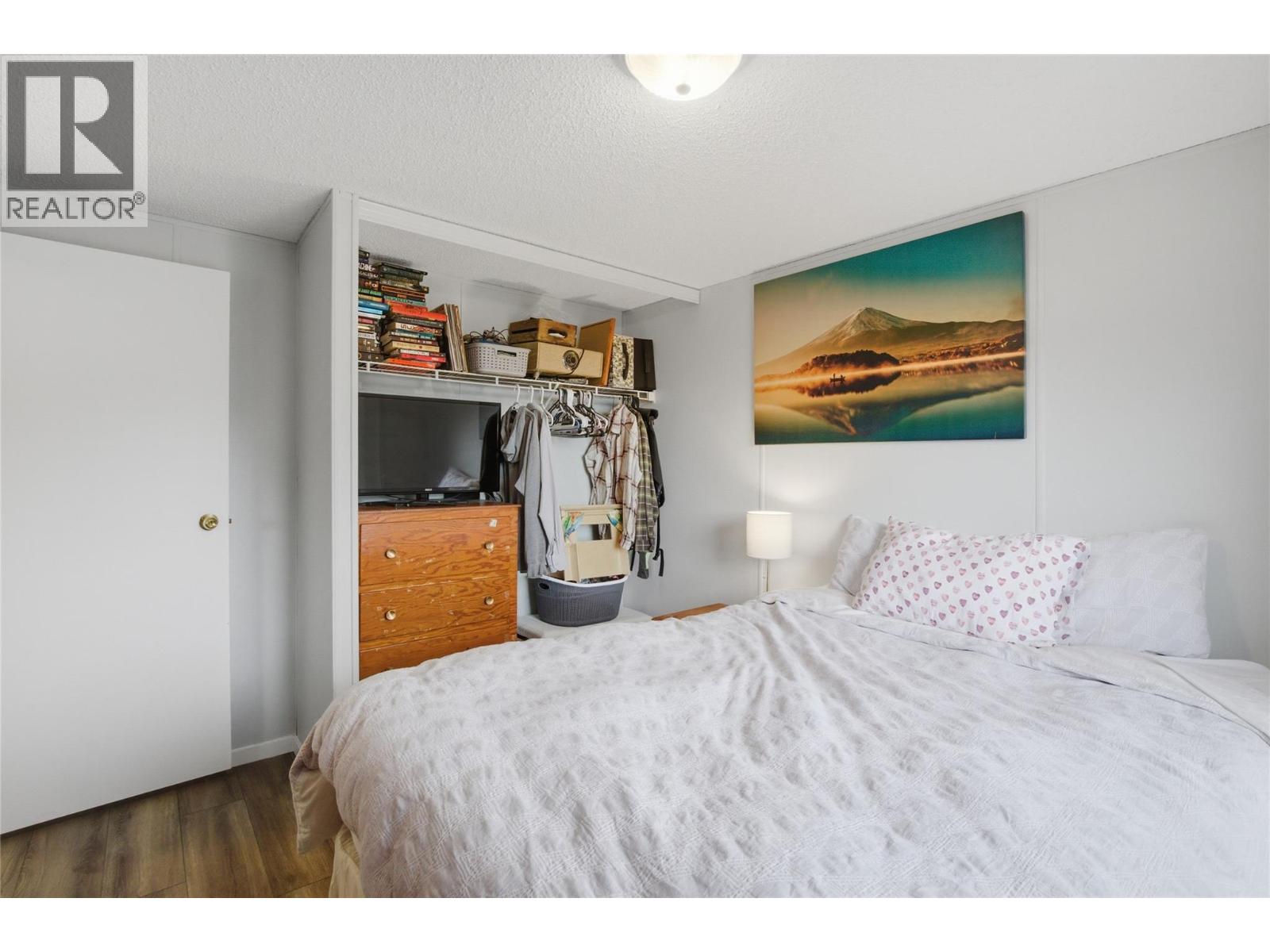 779 KLAHANIE Drive, Kamloops