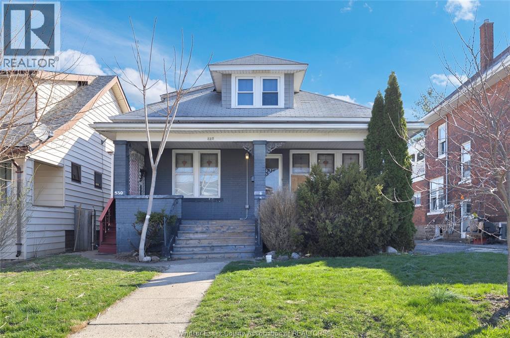 530-532 CAMPBELL AVENUE - 1