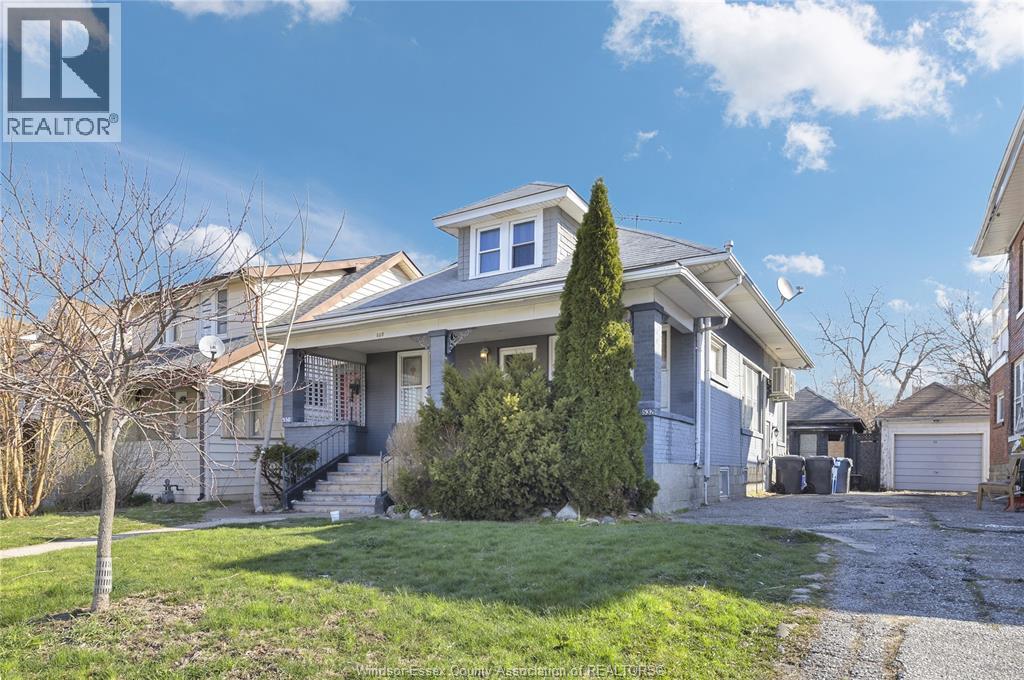 530-532 CAMPBELL AVENUE - 2