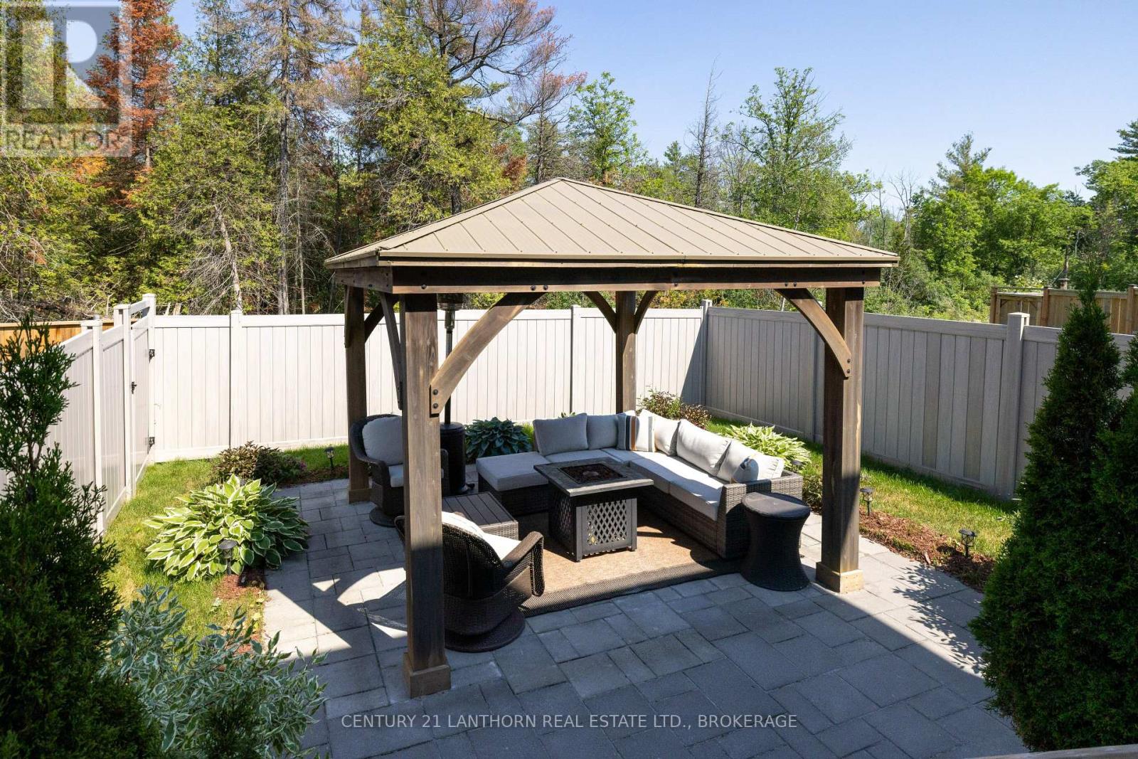 1650 TENLEY DRIVE - 44