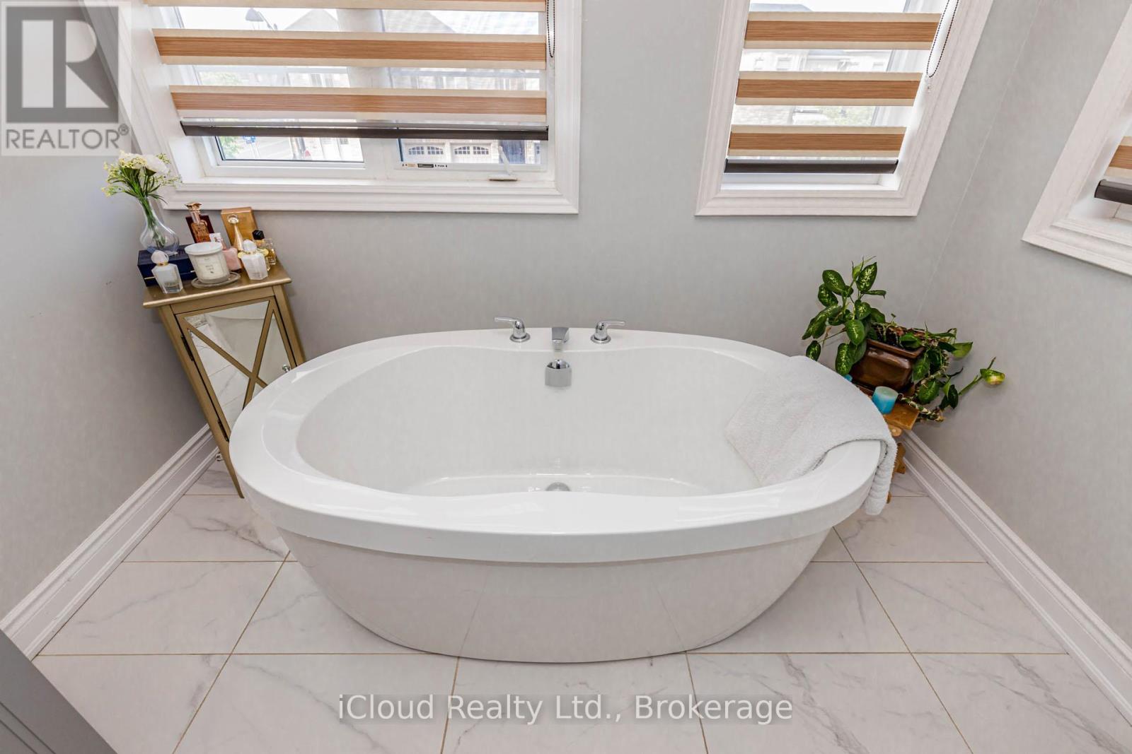 264 ETHERIDGE AVENUE - 18