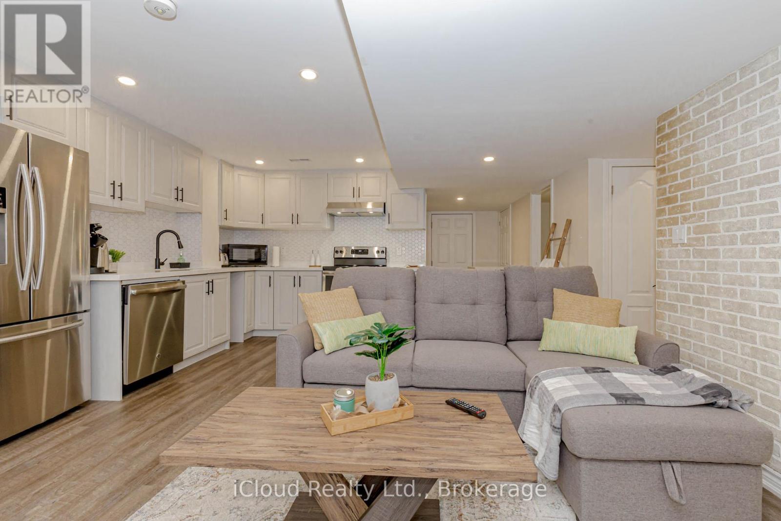 264 ETHERIDGE AVENUE - 34