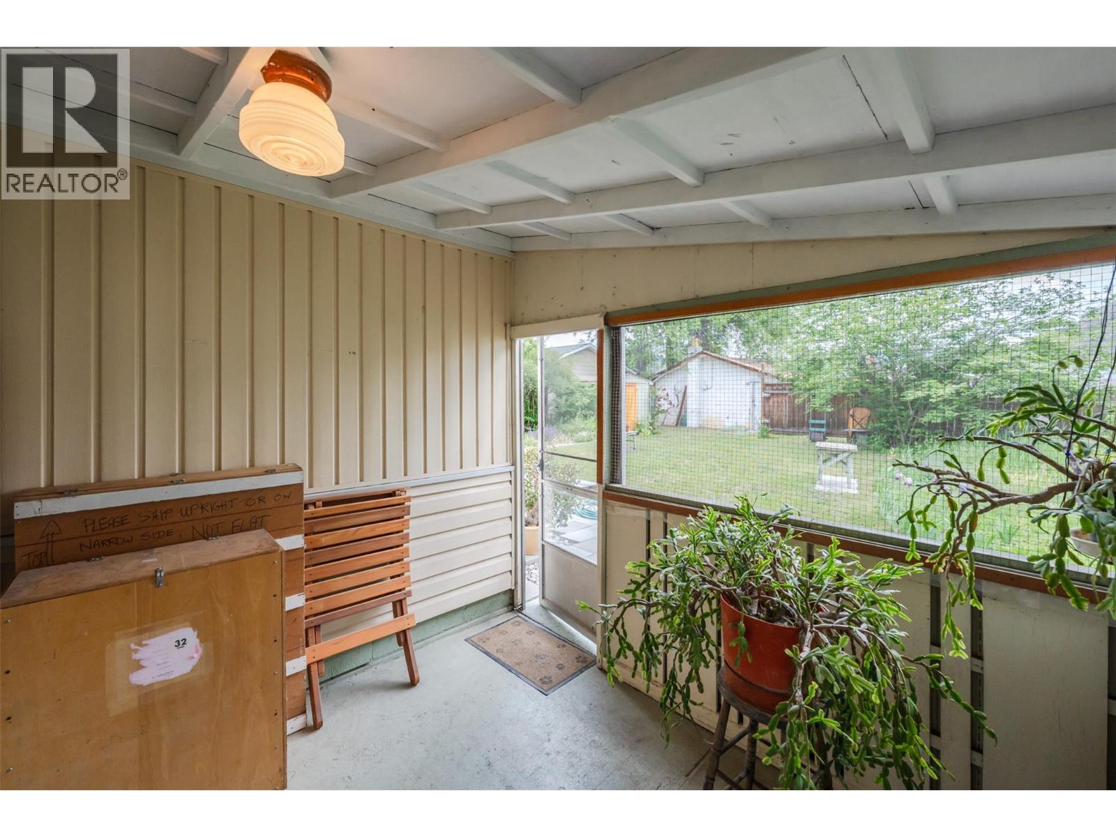 11819 Grant Avenue - 30