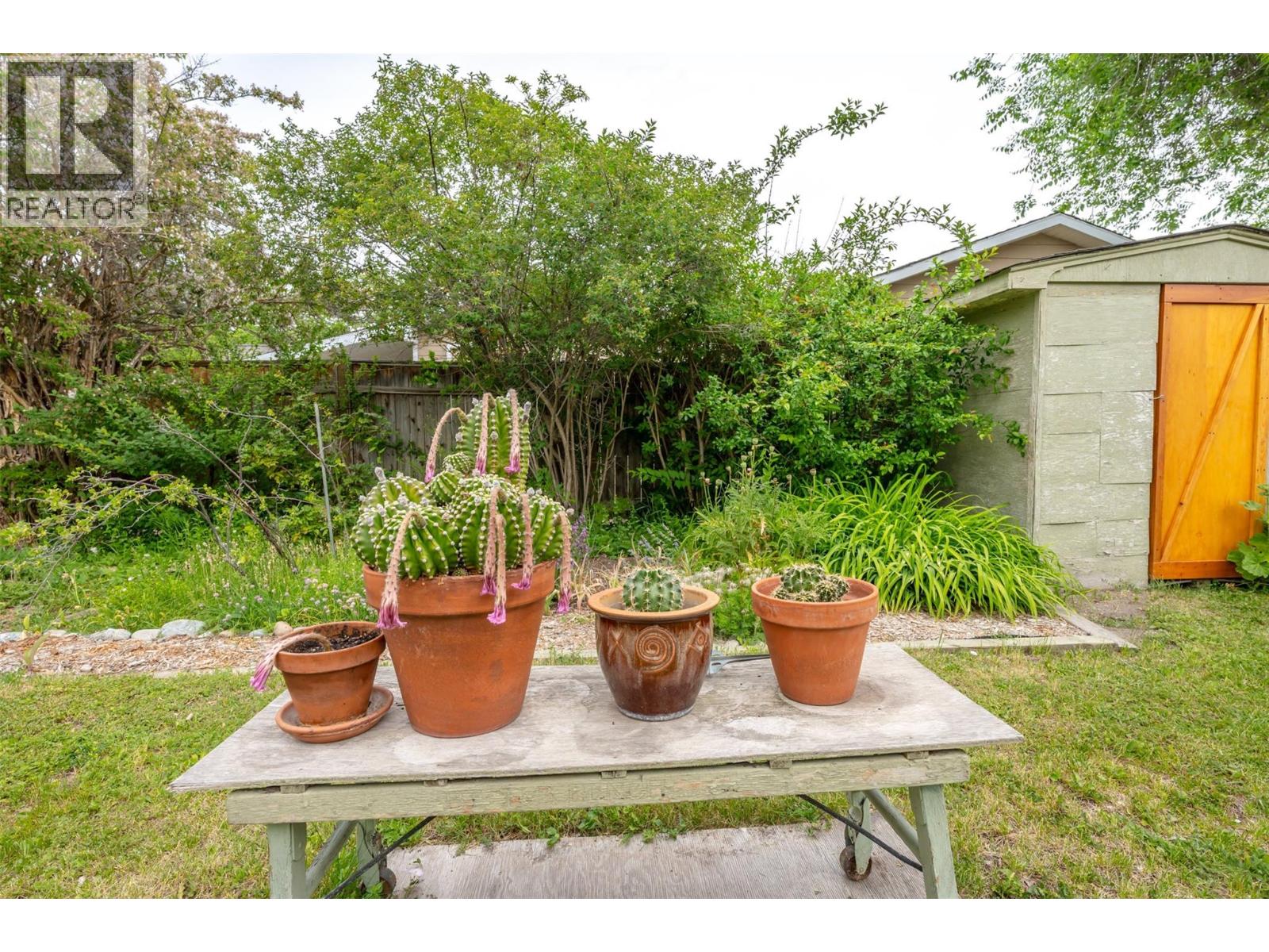 11819 Grant Avenue - 44